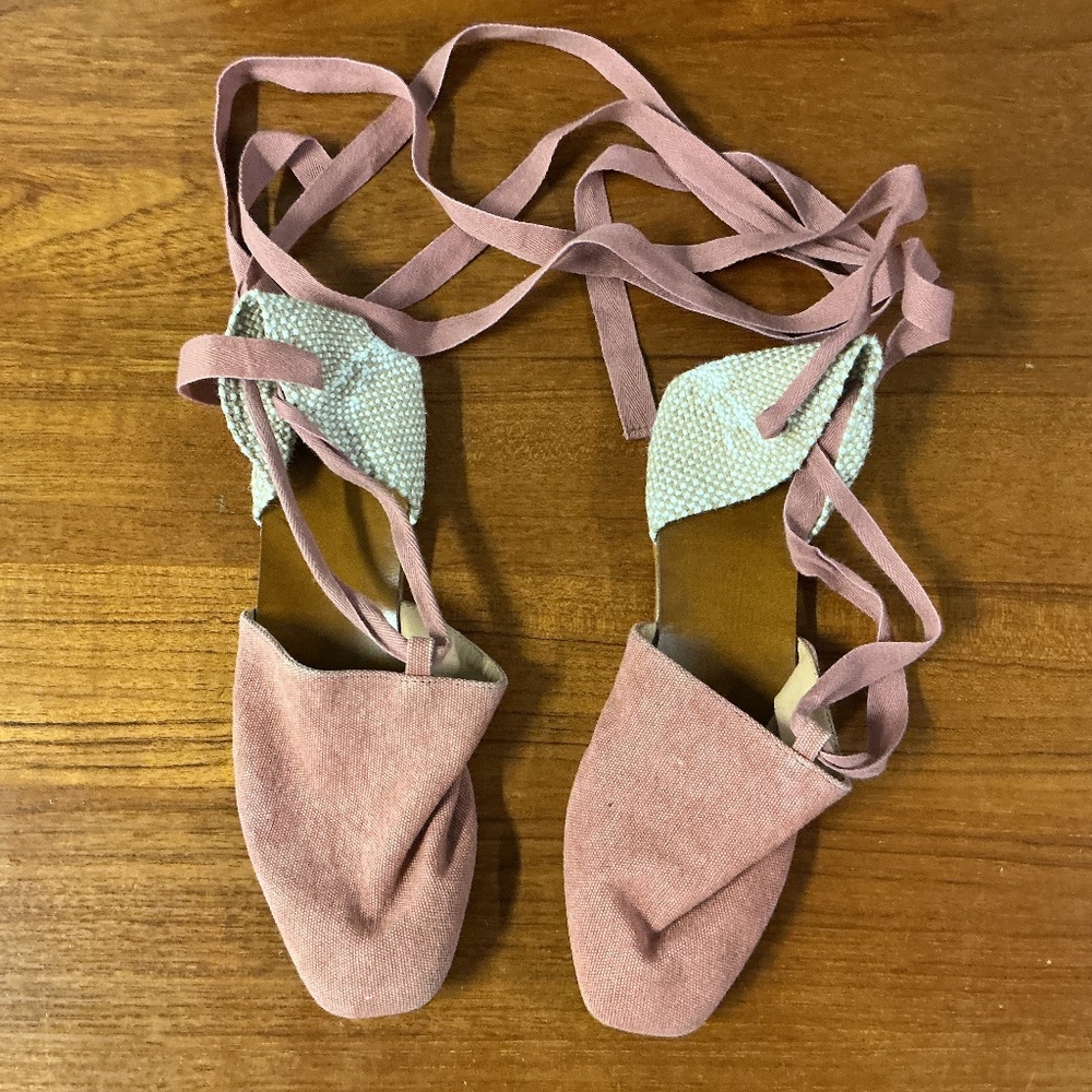 Castaner Women Red Canvas Burlap Tie Up Ballerina Sandal Size 36EU 6US